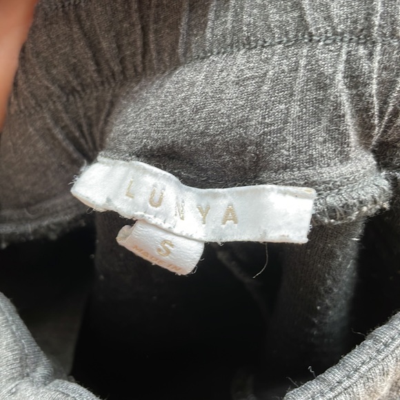 GUC Lunya Small double faced restore joggers in charcoal - Picture 4 of 9